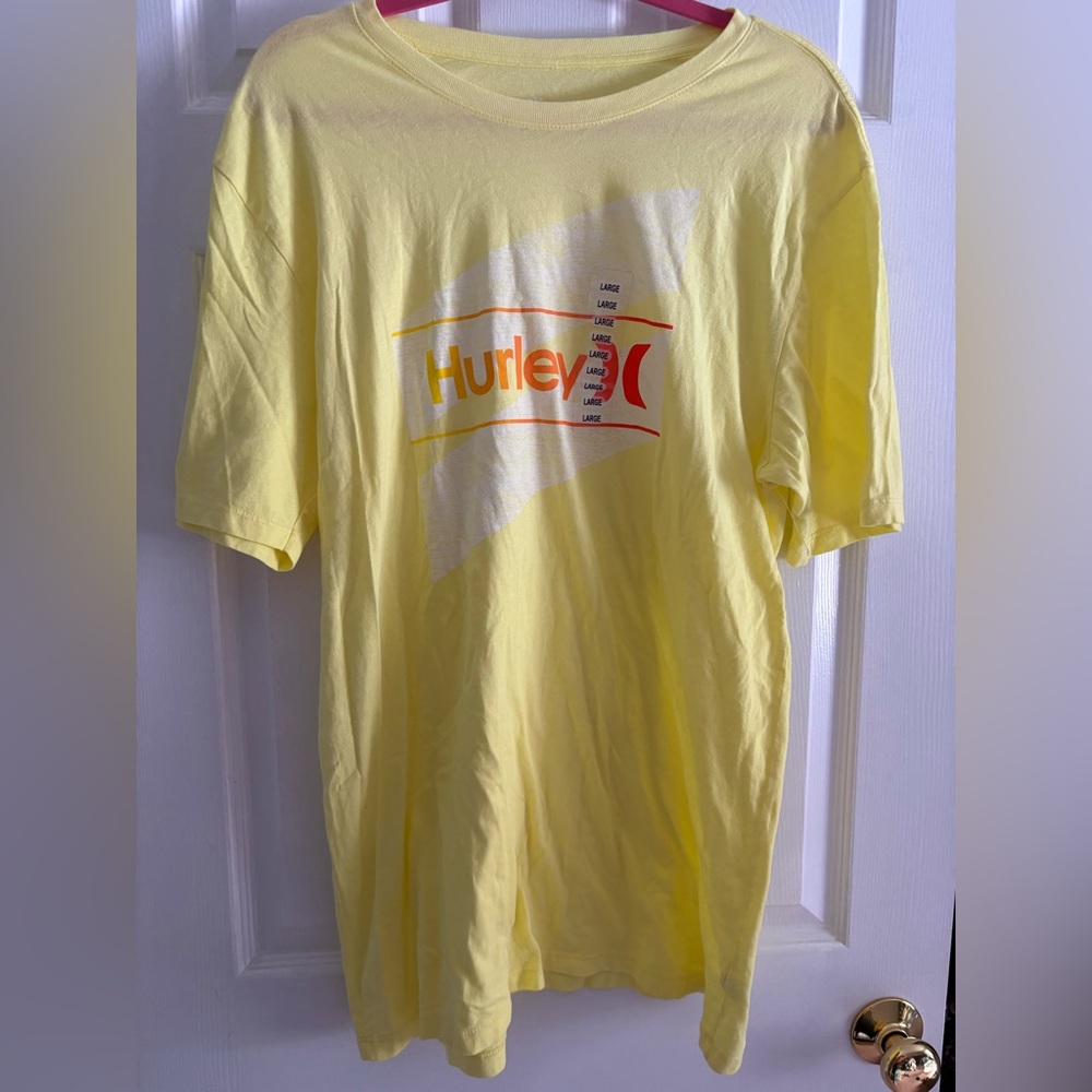 🩵 Hurley Yellow Graphic Tee Size L | Everyday Washed Cotton Bundle 3 for $20